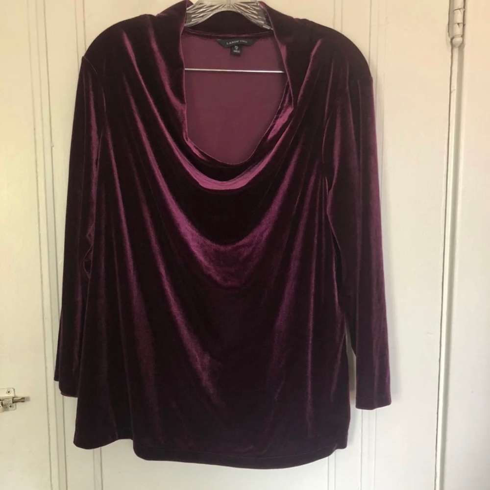 Land's End Maternity Velvet shirt sz XL.